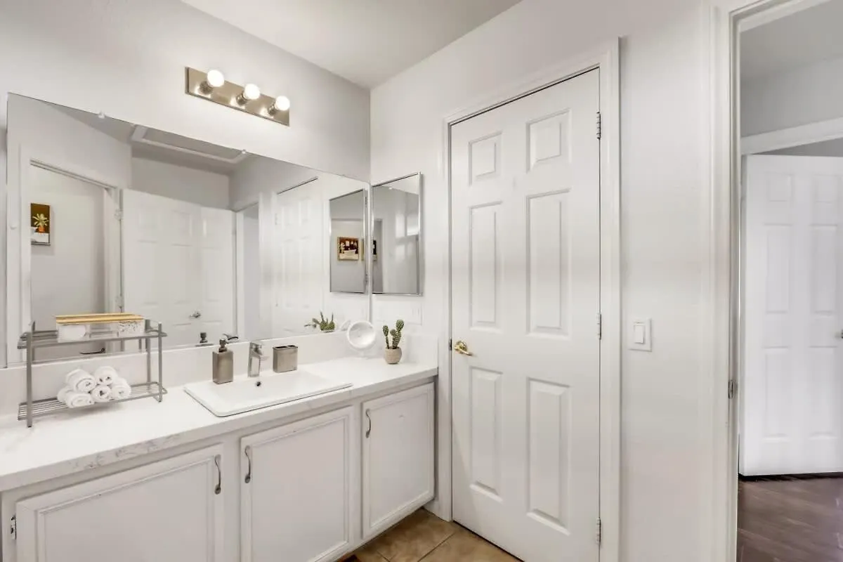 Villa The Designer House With Heated Pool And 10 Min To Strip Great For Family Las Vegas 0*,