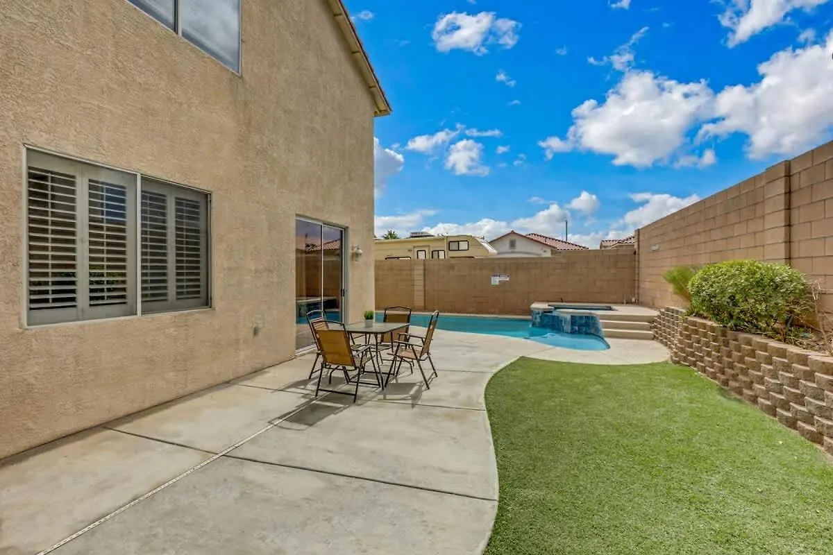 Willa The Designer House With Heated Pool And 10 Min To Strip Great For Family Las Vegas 0*,  Stany Zjednoczone Ameryki