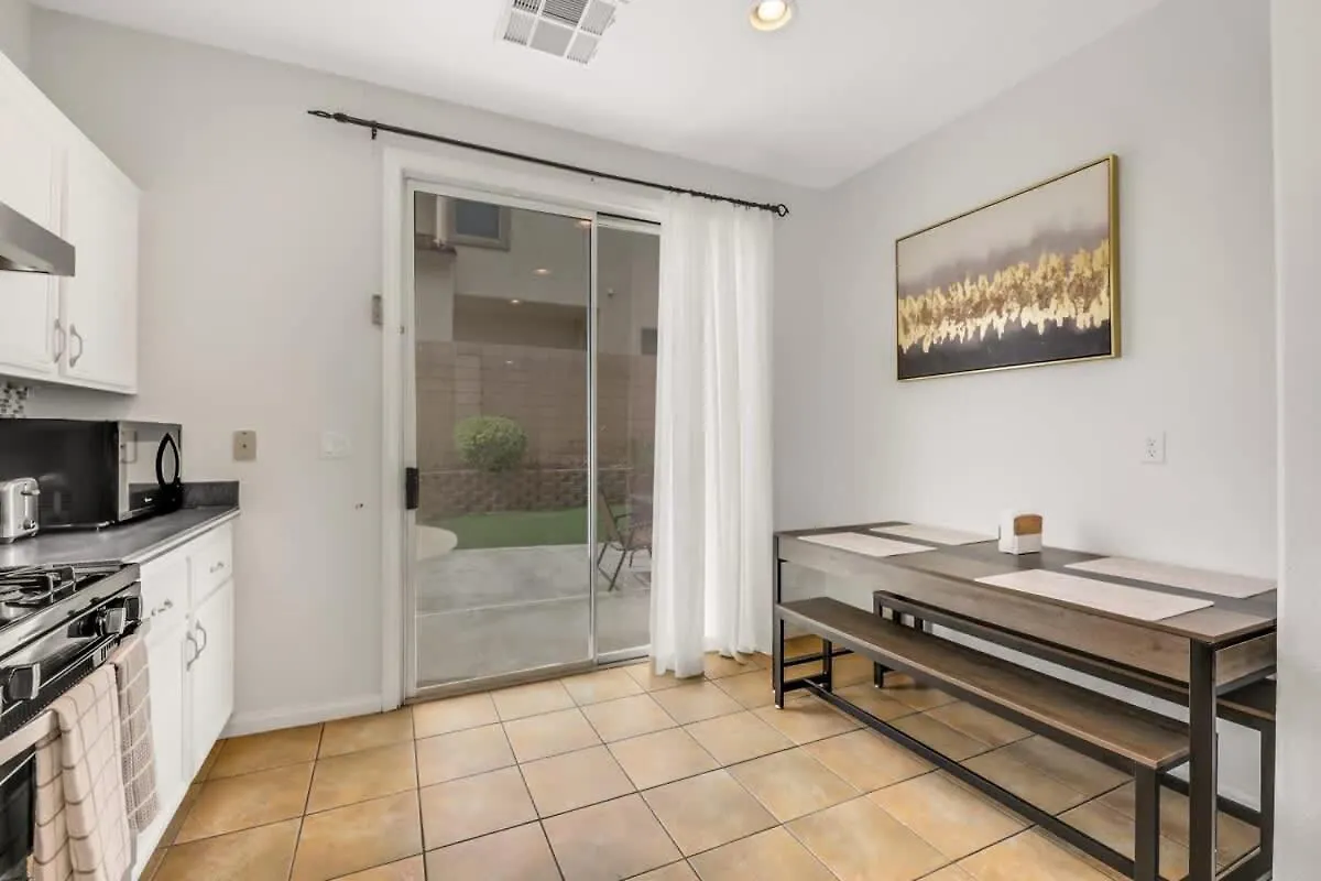 Willa The Designer House With Heated Pool And 10 Min To Strip Great For Family Las Vegas Dom wakacyjny